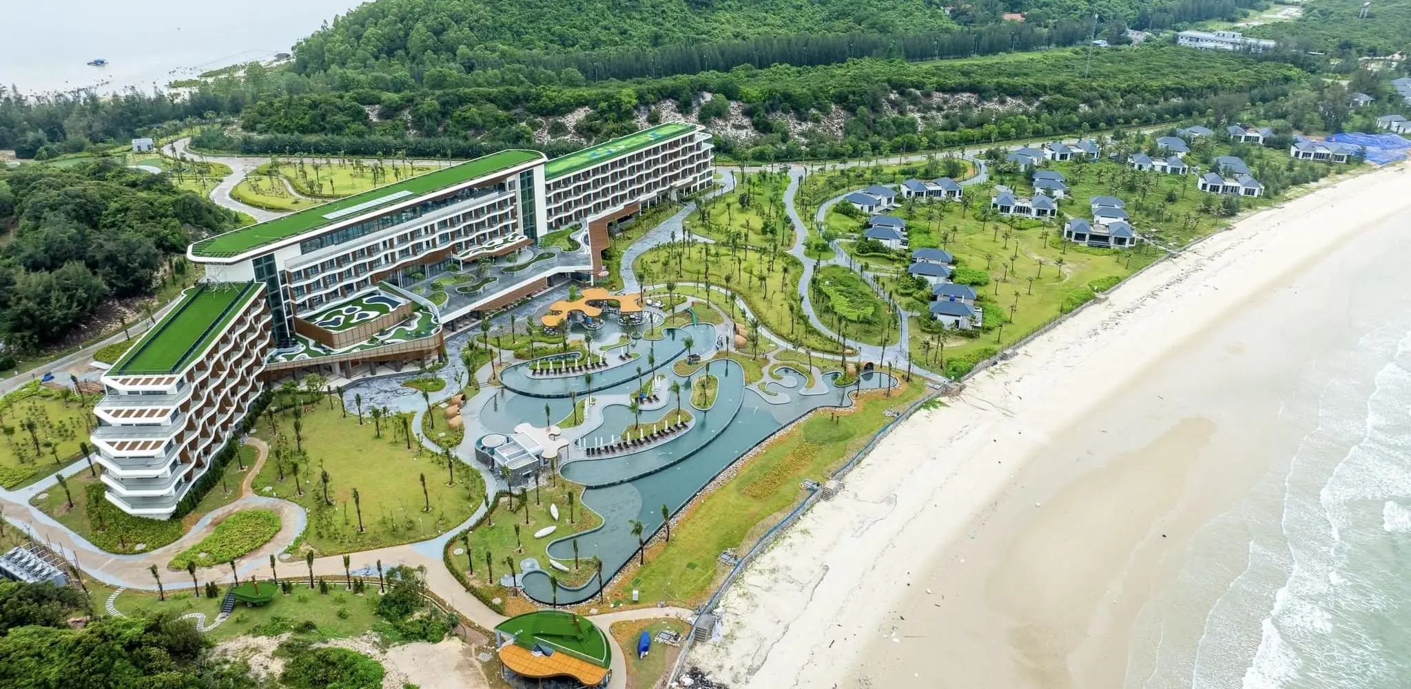 Angsana Quan Lan luxury beachfront resort Bai Tu Long Bay