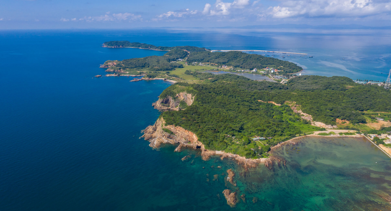 Co To Island beach landscape Quang Ninh Vietnam