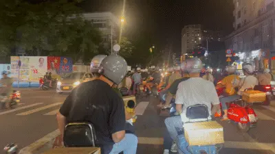Vietnamese scooters are like a school of fish