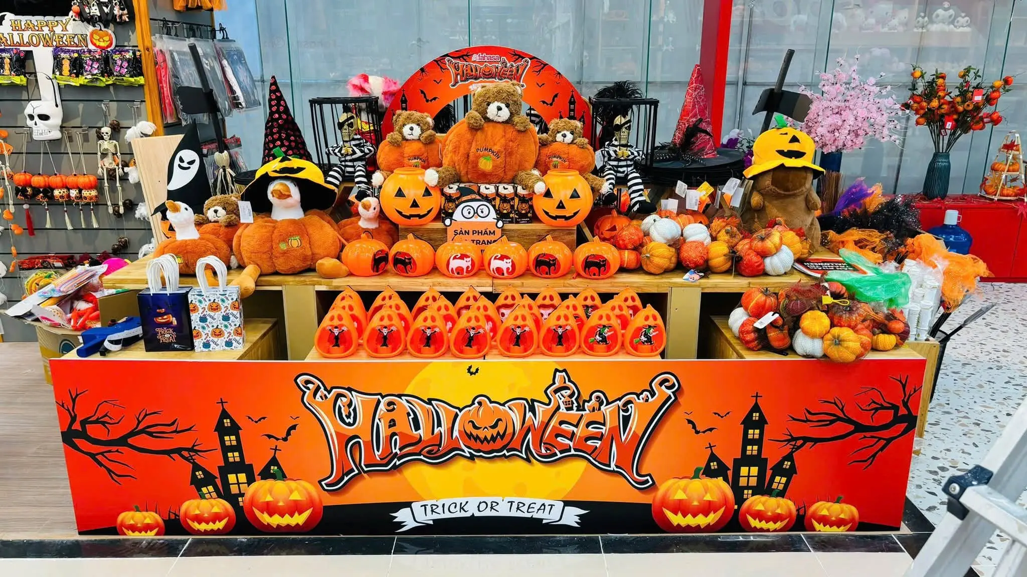 AEON Mall Tân Phú Celadon (Tân Phú District) halloween