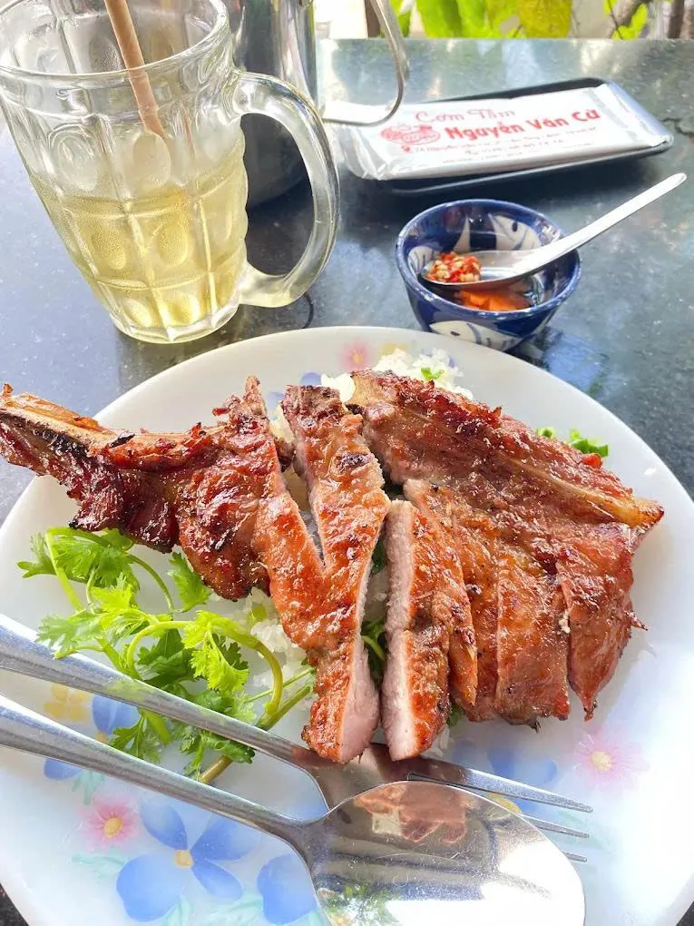 Com Tam Nguyen Van Cu