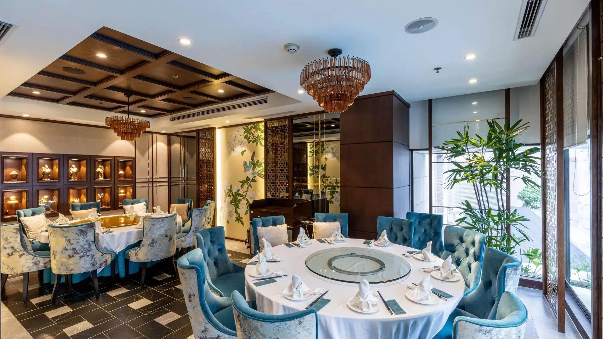 Crystal Jace Palace Chinese Restaurant in Ho Chi Minh