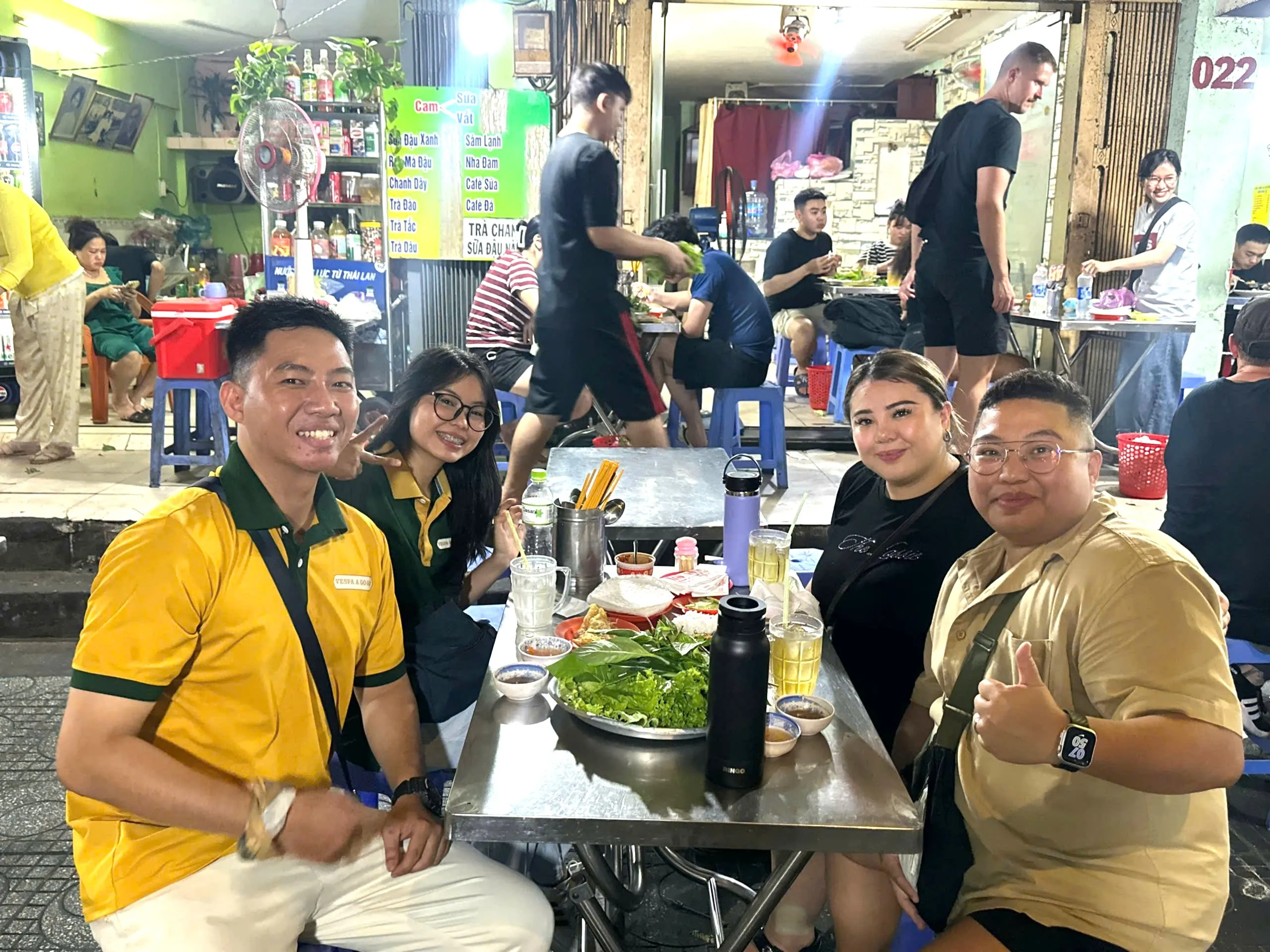 Enjoy with Vespa A Go Go
