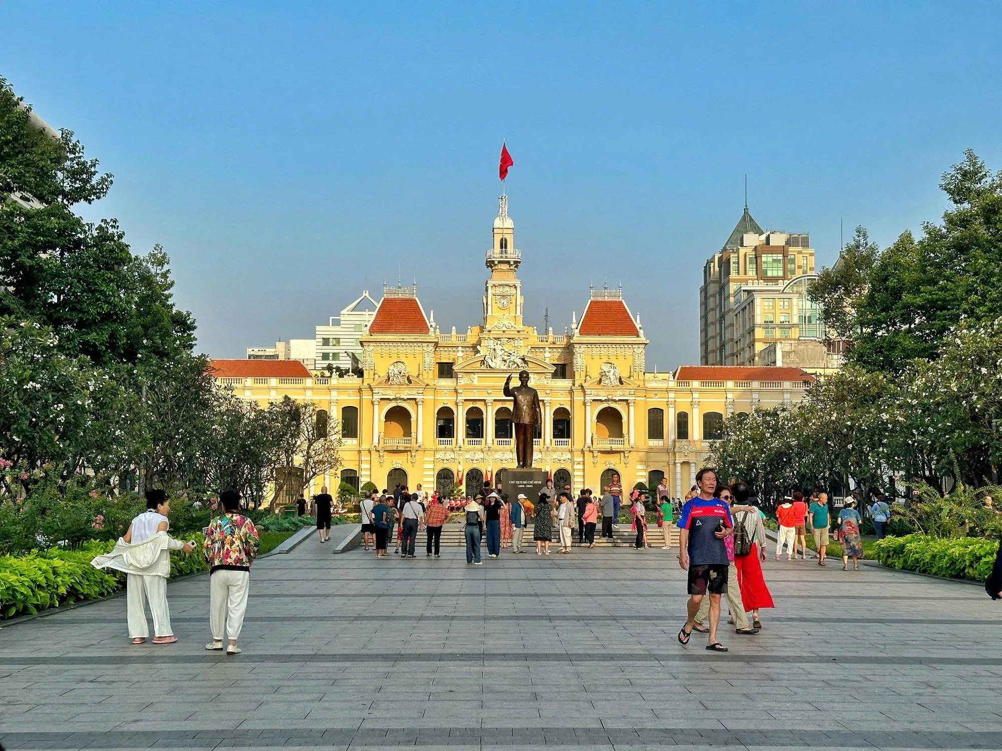 Ho Chi Minh City on January 1st: The Morning After, Saigon-Style