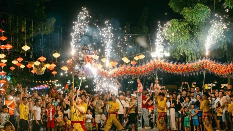 Modern Mid-Autumn celebrations in Vietnam today