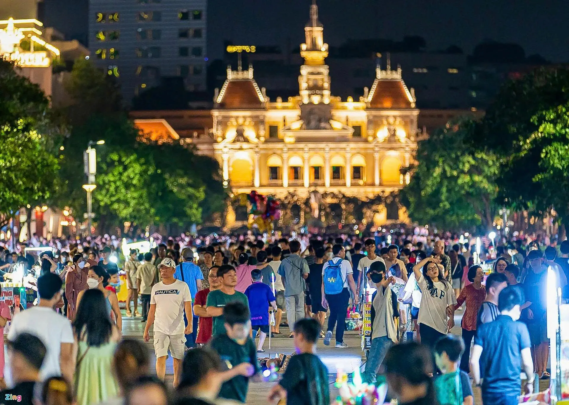 Nguyen Hue walking street Ho Chi Minh city new year 2026