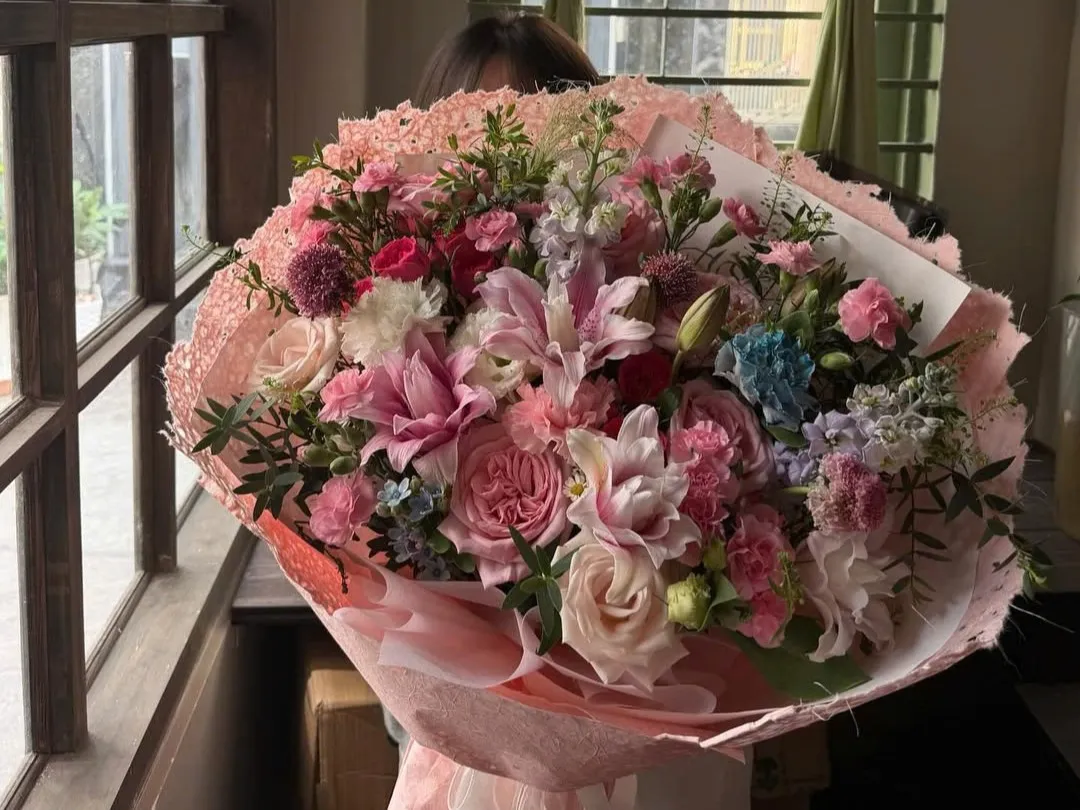 tiem hoa infullbloom