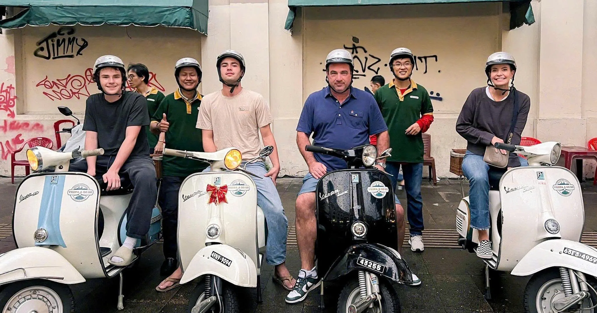 vespa a go go christmas in vietnam