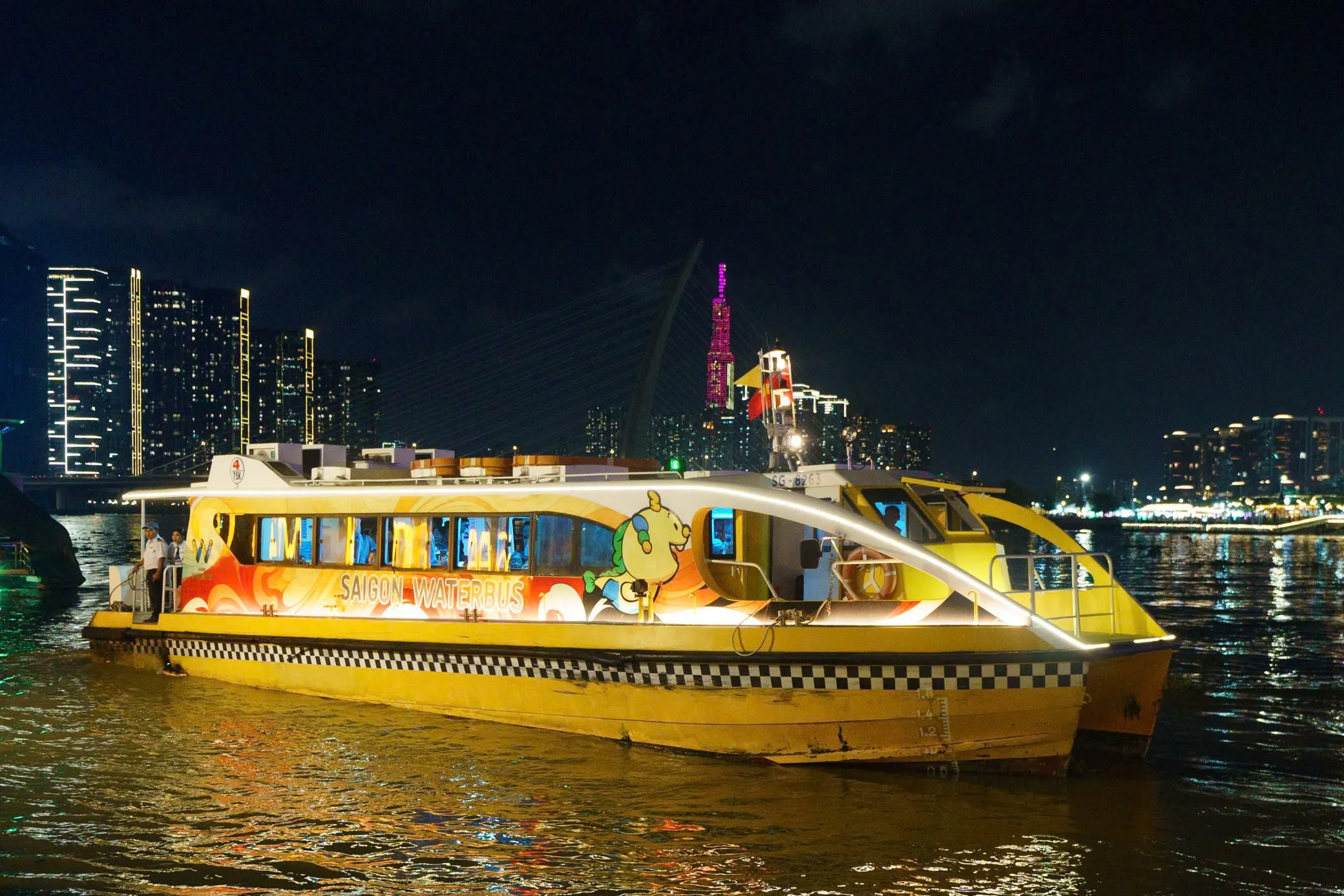 Enjoying the Mid-Autumn view from the middle of the river on the Saigon Waterbus