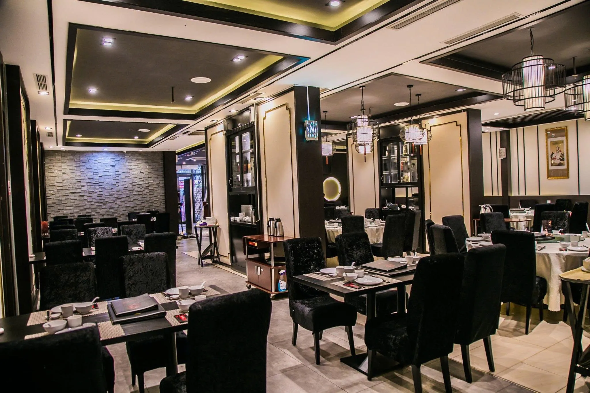 Yu Shang Lou Chinese Restaurant in Saigon